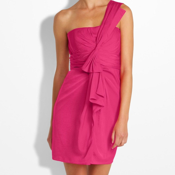 open lace back dress Amazon.com: BCBGMAXAZRIA Women's One Shoulder Neck Evening Maxi Dress with  Pleated Detail, Sunkissed Coral, 0 : Clothing, Shoes & Jewelry
